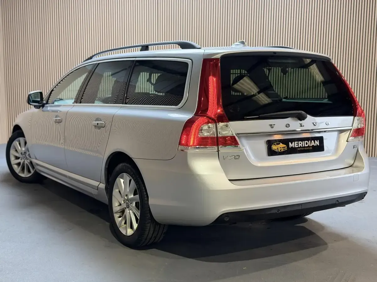 Używany Volvo V70 SE Lux 180 KM (132 kW) 2015 Kombi