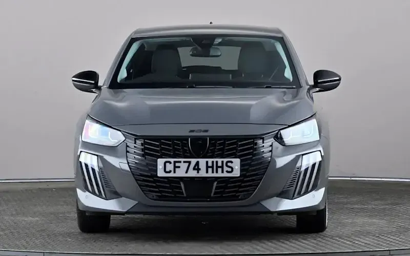 Used Peugeot 208 Allure 101 HP (74 kW) 2024 Grey Hatchback