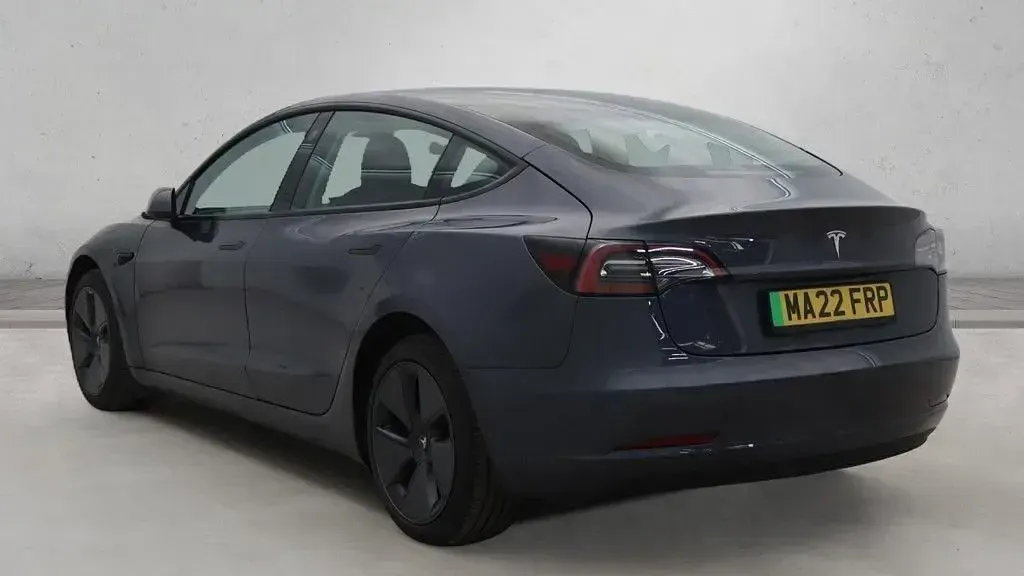 Used Tesla Model 3 Standard Range 235 kW (320 HP) 2022 Sedan