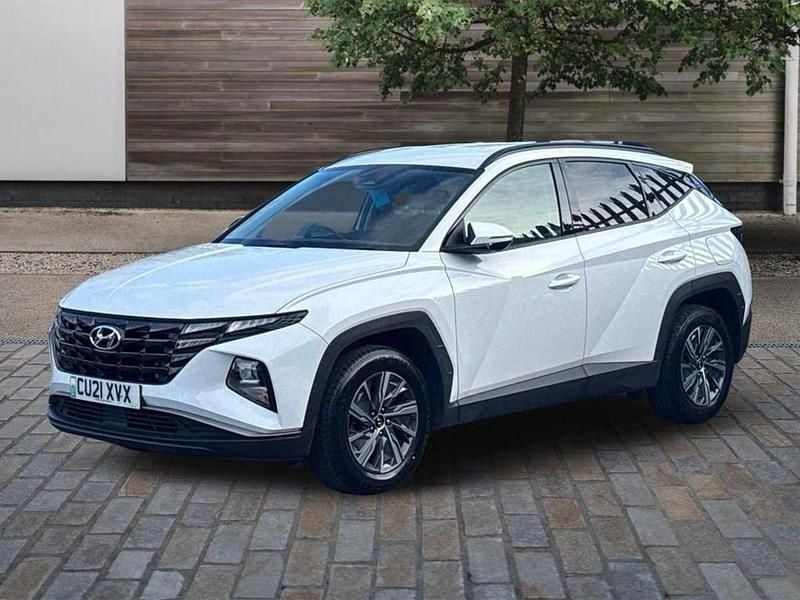 Used Hyundai Tucson SE 150 HP (110 kW) 2021 White SUV