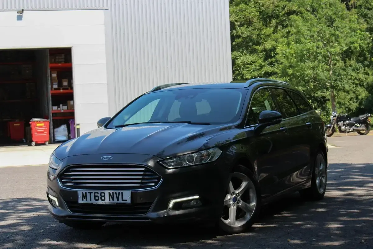 Used Ford Mondeo Titanium 150 HP (110 kW) 2018 Grey Estate