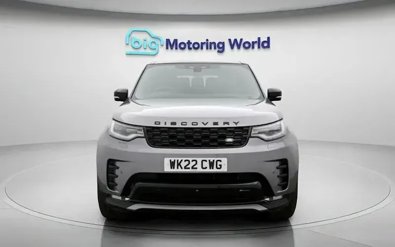 Used Land Rover Discovery 5 SE Dynamic 300 HP (220 kW) 2023 SUV
