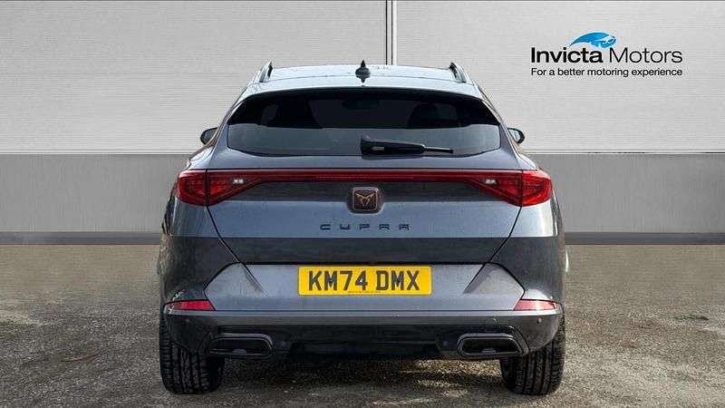 Used Cupra Formentor 150 HP (110 kW) 2024 Magnetic tech grey SUV