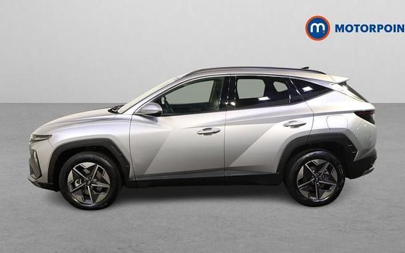 Used Hyundai Tucson Premium 215 HP (158 kW) 2025 Silver SUV
