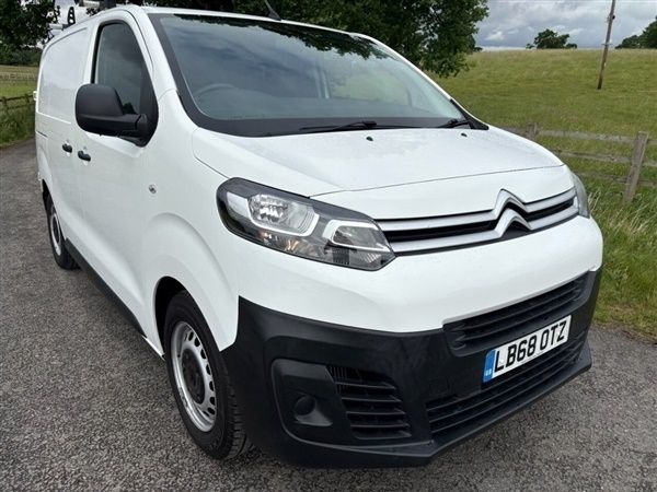 White Used 2019 Citroën Dispatch MPV | £11,990 (Fair price) - Image 1/1