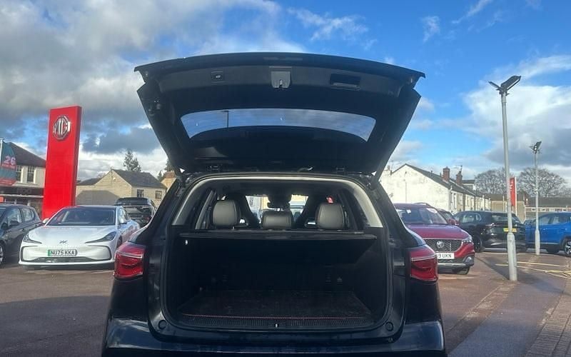 Used MG HS Exclusive 258 HP (189 kW) 2023 SUV