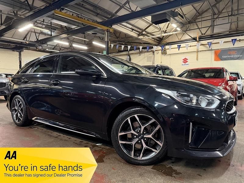 Black Used 2020 Kia ProCeed GT-Line Estate | £9,989 (Good price) - Image 1/4