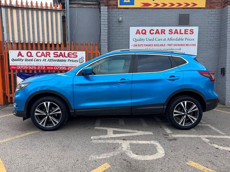 Used Nissan Qashqai N-Connecta 2018 Blue SUV