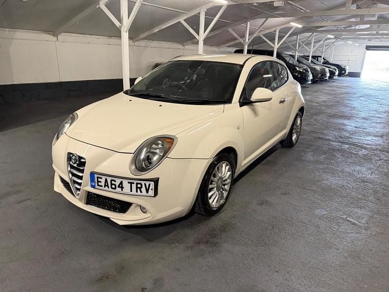 Used Alfa Romeo MiTo Sprint 85 HP (62 kW) 2014 White Hatchback