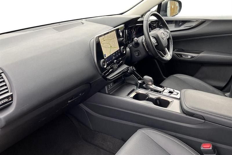 Used Lexus NX350h 242 HP (177 kW) 2022 Green SUV