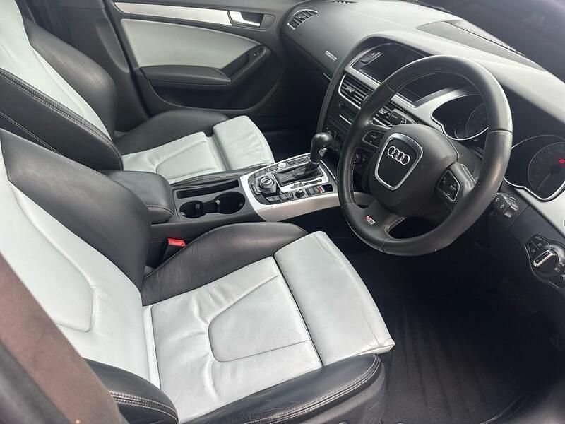 Used Audi A5 Advanced 2010 Silver Hatchback