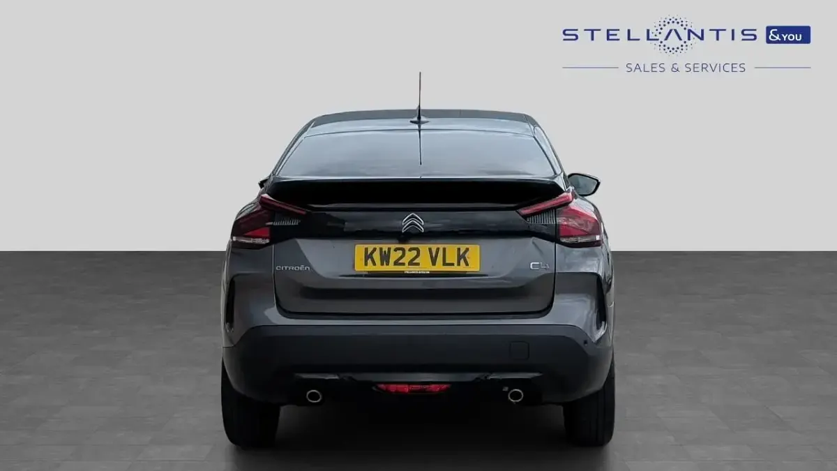 Used Citroën C4 PureTech 127 HP (93 kW) 2022 Grey Hatchback