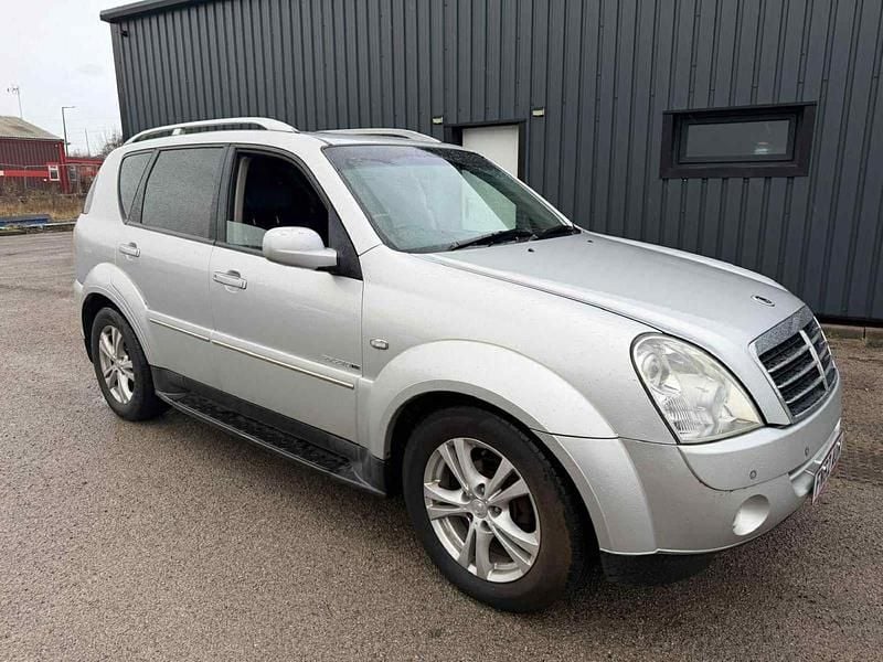 Silver Used 2012 Ssangyong (KGM) Rexton SUV | £995 - Image 1/4