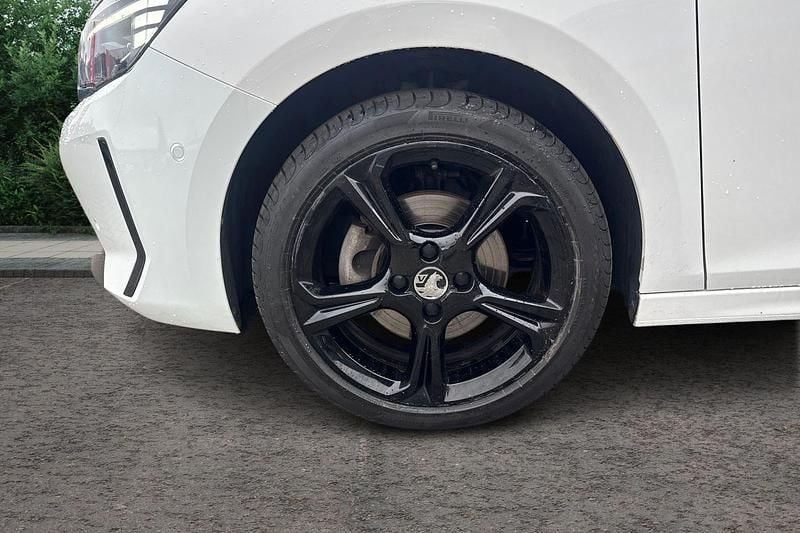 Used Vauxhall Corsa Ultimate 100 HP (73 kW) 2024 White Hatchback