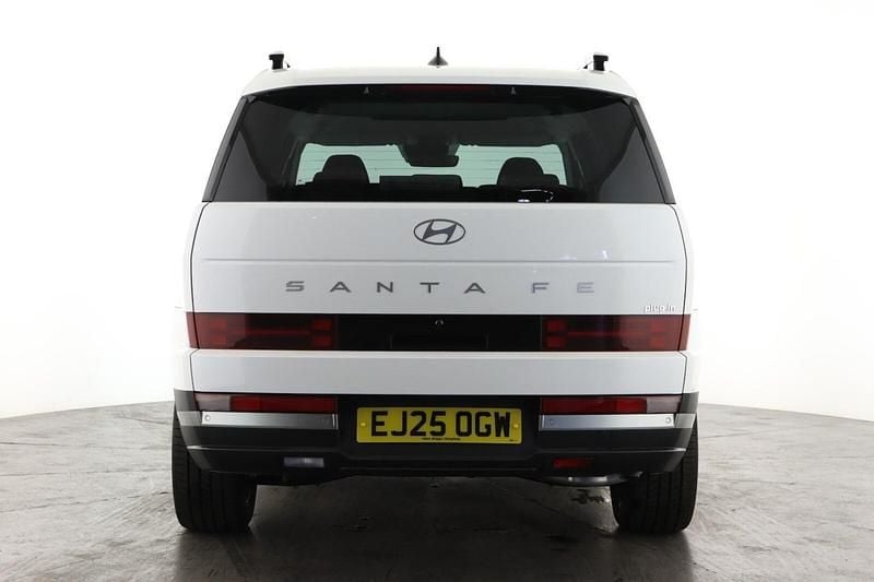 Used Hyundai Santa Fe Premium 2025 White SUV