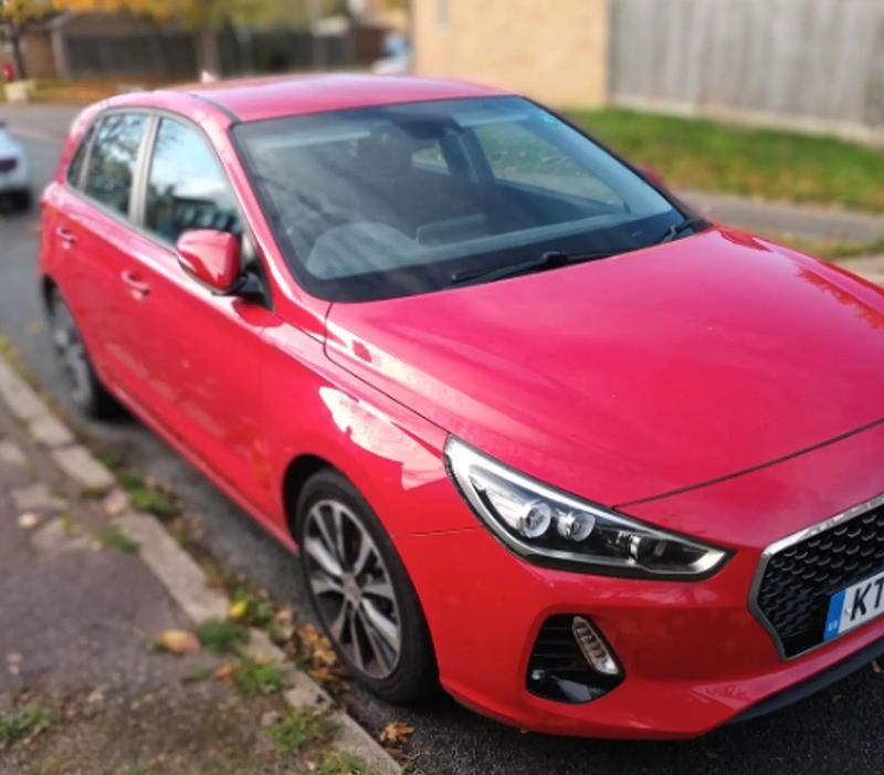 Red Used 2018 Hyundai i30 SE Hatchback | £12,899 (Fair price) - Image 1/1