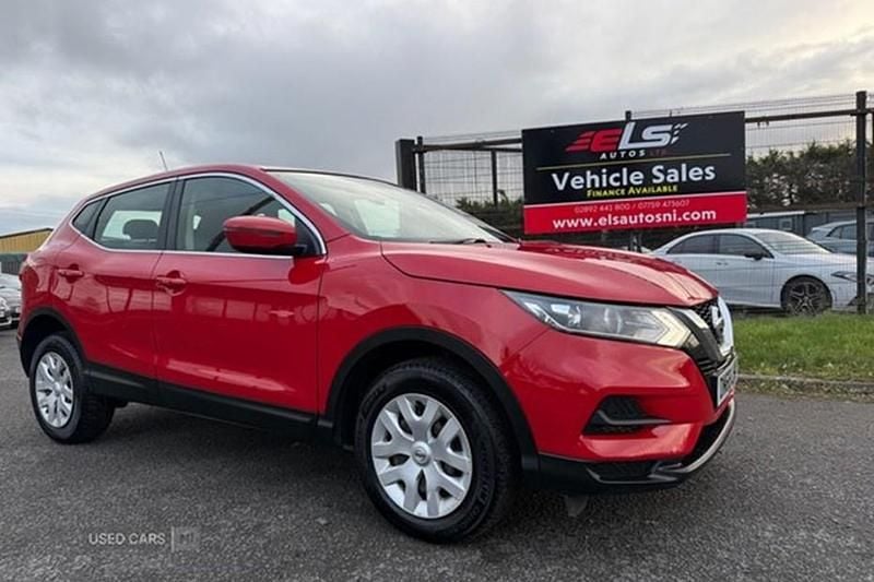 Used Nissan Qashqai Visia 115 HP (84 kW) 2018 Red SUV