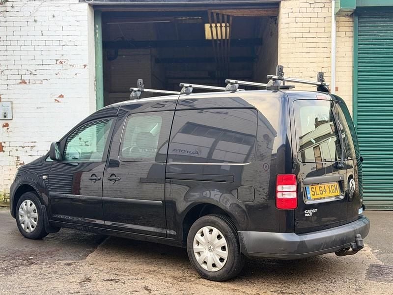 Used VW Caddy Maxi 102 HP (75 kW) 2015 Black MPV