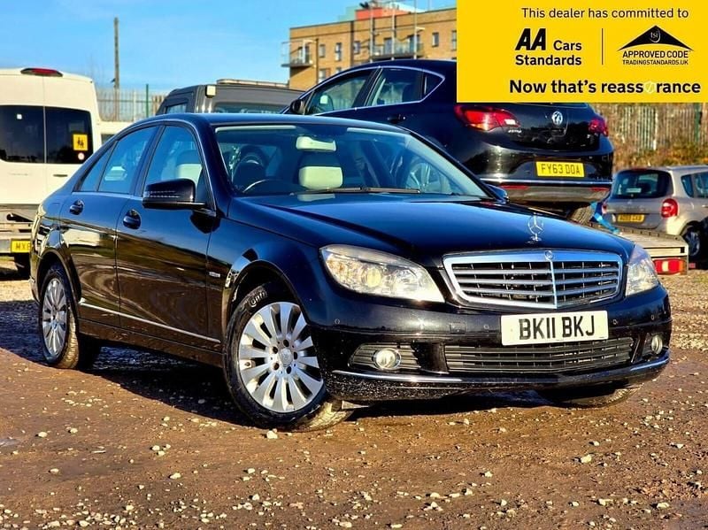Used Mercedes C180 Elegance 156 HP (114 kW) 2011 Black Sedan