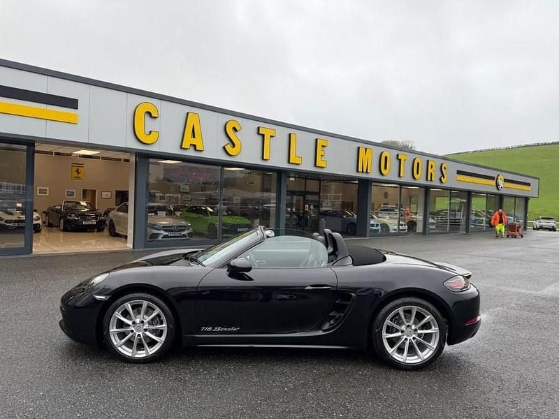Used Porsche Boxster 300 HP (220 kW) 2018 Black Cabriolet