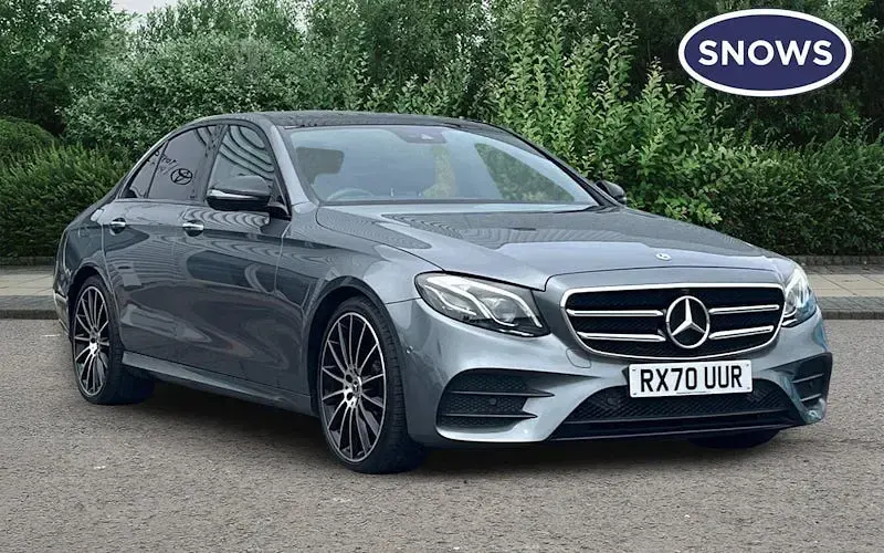 Usado Mercedes E300 AMG line 245 HP (180 kW) 2020 Sedan