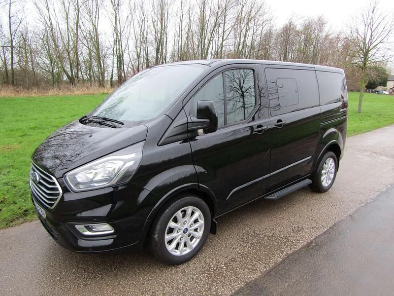 Used Ford Tourneo 2019 Black MPV