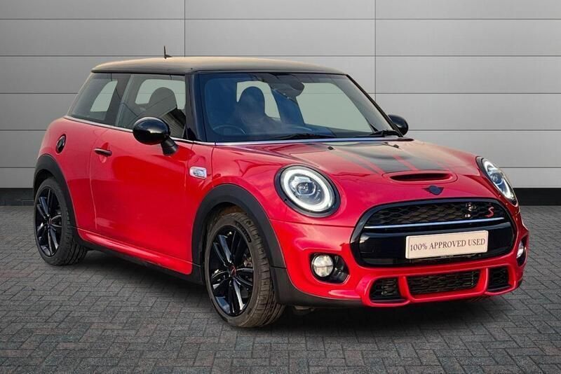 Red Used 2018 Mini Cooper S Hatch Hatchback | £16,995 (A bit pricey) - Image 1/4