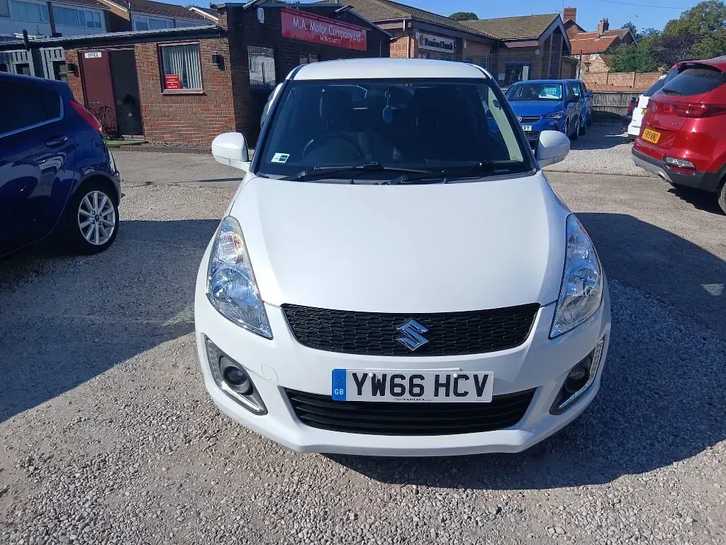 Used Suzuki Swift SZ-L 2017 White Hatchback