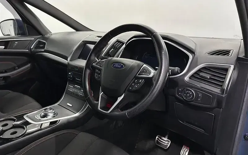 Used Ford S-MAX ST-Line 190 HP (139 kW) 2019 Blue MPV