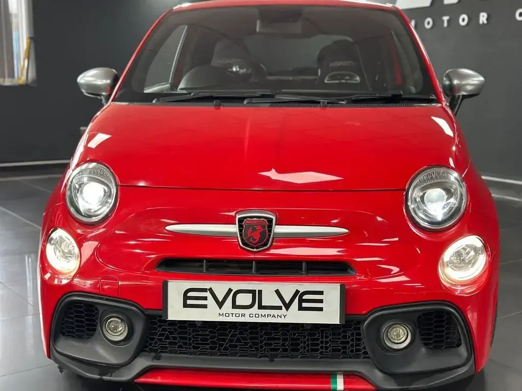Used Abarth 595 70th Anniversary 165 HP (121 kW) 2019 Red Hatchback