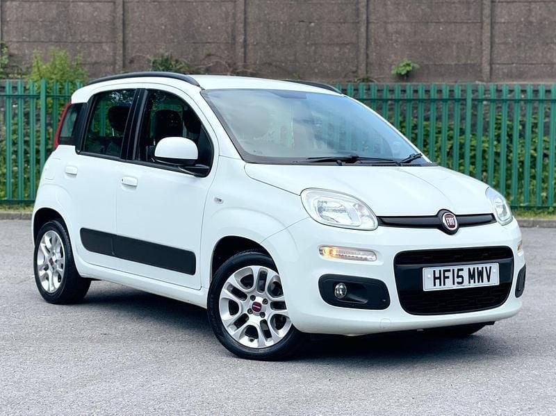 White Used 2015 Fiat Panda Lounge Hatchback | £3,995 (Fair price) - Image 1/4