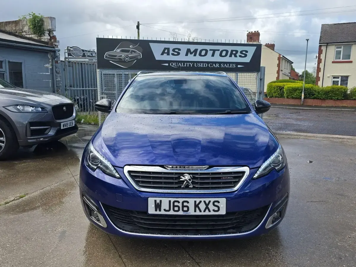 Second-hand Peugeot 308 SW GT-line 130 CP (95 kW) 2016 Albastru Break