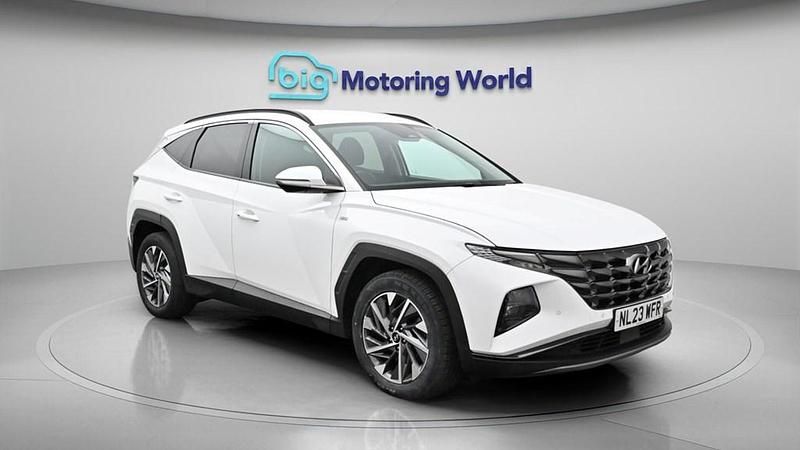 Used Hyundai Tucson Premium 150 HP (110 kW) 2023 White SUV
