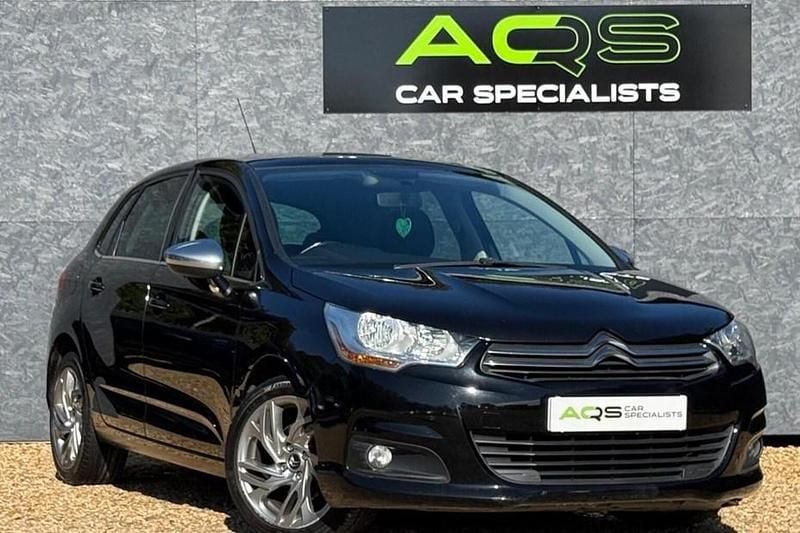 Black Used 2014 Citroën C4 SELECTION Hatchback | £3,295 (Good price) - Image 1/1