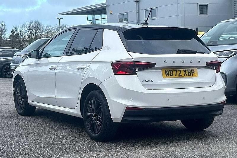 Used Skoda 110 R Colour Edition 81 HP (59 kW) 2022 Candy white black magic pearl effect Hatchback