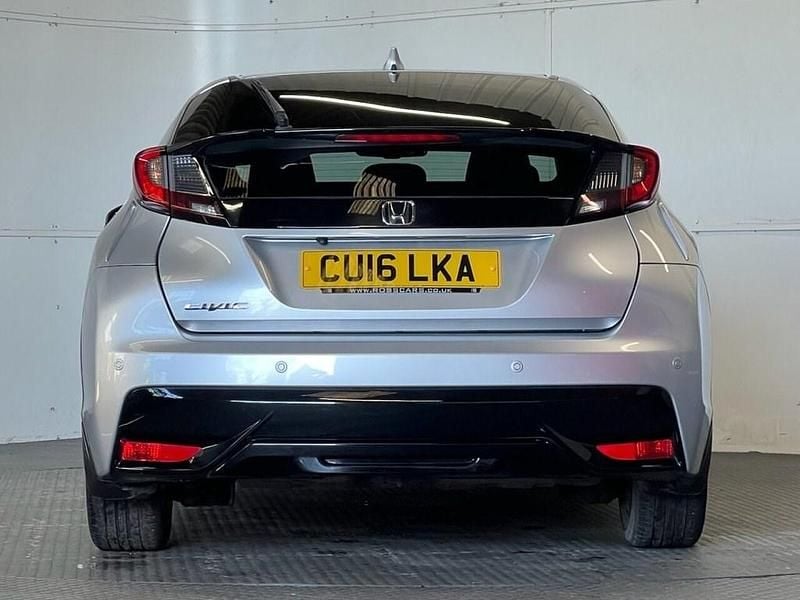 Used Honda Civic SR 120 HP (88 kW) 2016 Silver Hatchback