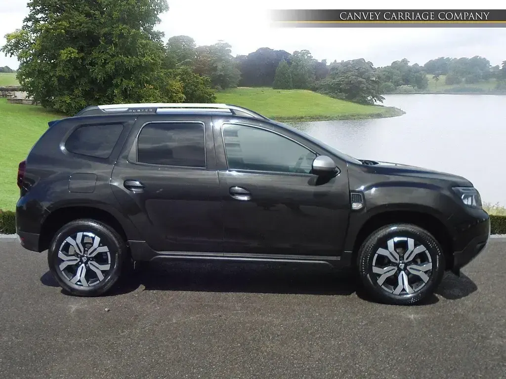 Used Dacia Duster Prestige 91 HP (66 kW) 2022 Black SUV