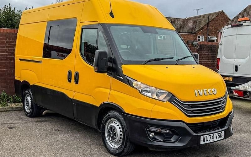 Used Iveco Daily 136 HP (100 kW) 2022 Cabriolet