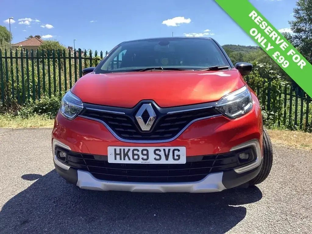 Used Renault Captur GT-Line 90 HP (66 kW) 2019 Red/black SUV