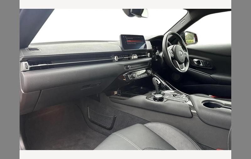 Used Toyota Supra 340 HP (250 kW) 2023 Red Coupe