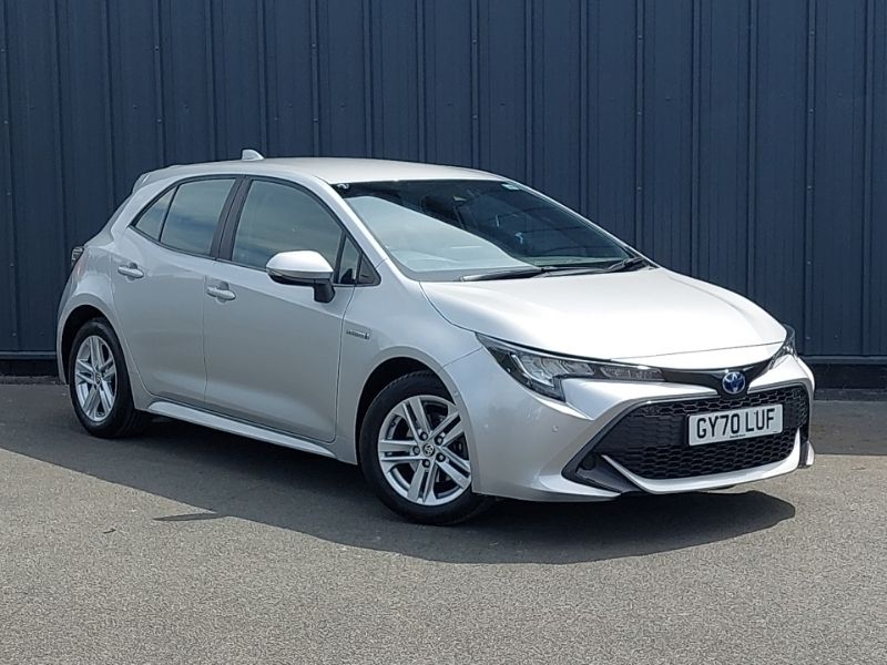 Silver Used 2020 Toyota Corolla Hatchback | £15,498 (Fair price) - Image 1/4