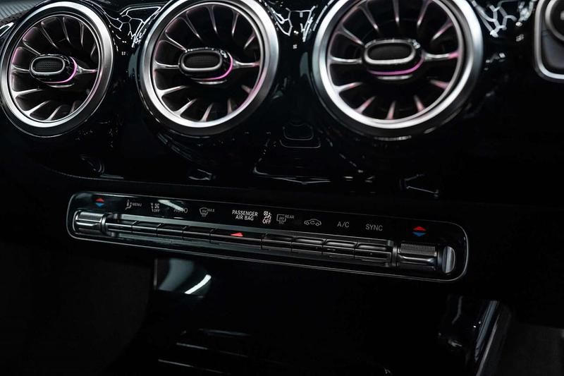 Used Mercedes A180 Executive 136 HP (100 kW) 2022 Black Hatchback