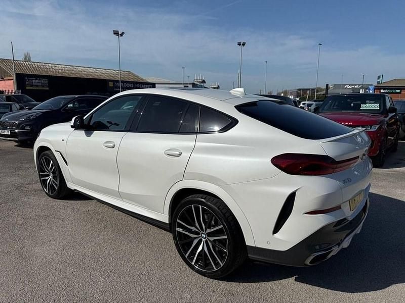 Used BMW X6 M Sport 286 HP (210 kW) 2022 White SUV