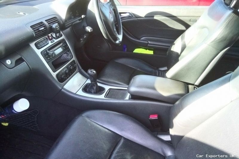 Usado Mercedes C200 SE 163 HP (119 kW) 2003 Coupé