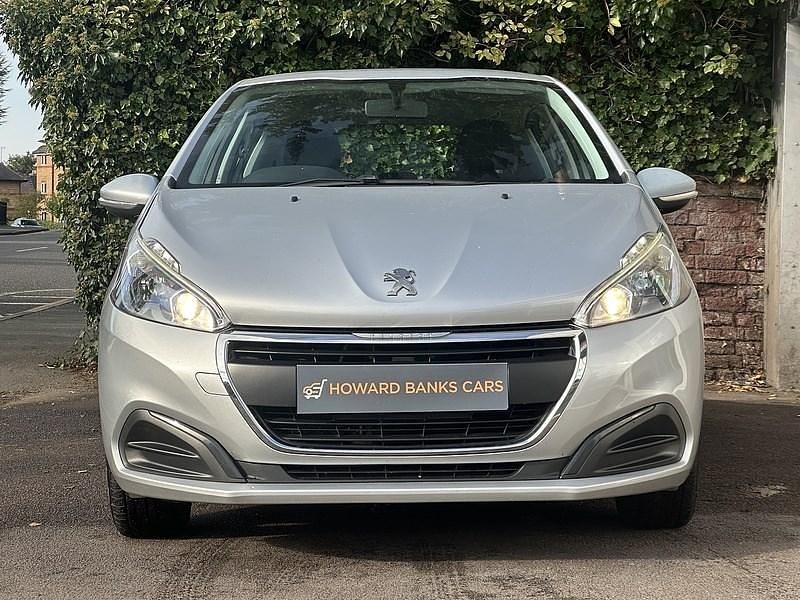 Second-hand Peugeot 208 Active 2016 Argintiu Hatchback