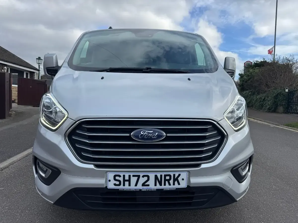 Used Ford Tourneo Custom Titanium 2023 Silver Van