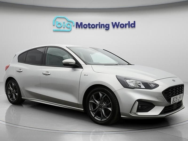 Silver Used 2019 Ford Focus ST-Line Hatchback | £9,700 (Good price) - Image 1/4