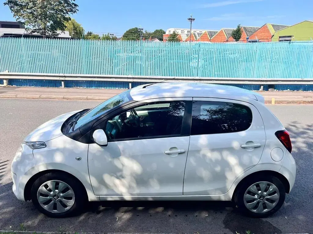 Used Citroën C1 Feel 82 HP (60 kW) 2018 White Hatchback