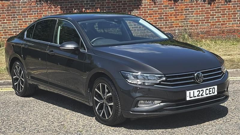 Grey Used 2022 VW Passat SEL Sedan | £17,299 (Fair price) - Image 1/4