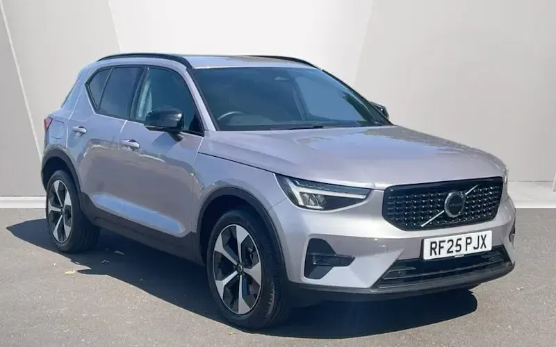 Used Volvo XC40 Plus 197 HP (144 kW) 2025 SUV